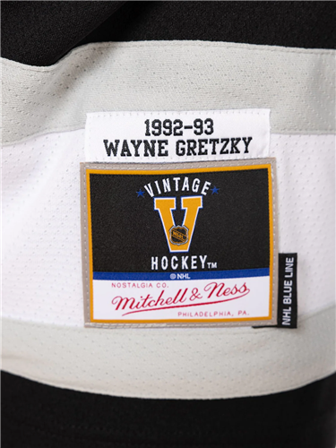 Mitchell & Ness Los Angeles Kings Wayne Gretzky Home NHL Jersey – 1992-93