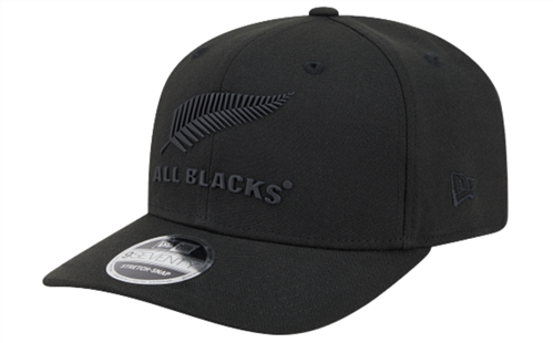 NEW ERA ALL BLACKS TPU BADGE 9SEVENTY SS SNAPBACK CAP