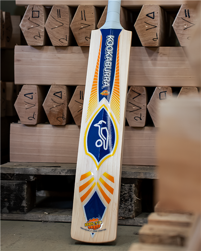 KOOKABURRA ABSOLUTE BELTA LIMITED EDITION CRICKET BAT