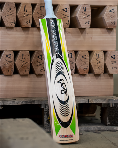 KOOKABURRA KAHUNA ICON LIMITED EDITION CRICKET BAT