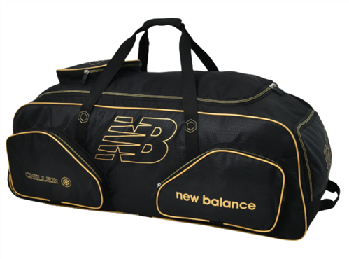 NEW BALANCE 800 WHEELIE CRICKET BAG