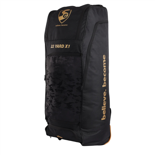 SG 22 YARD X1 DUFFLE WHEELIE CRICKET BAG